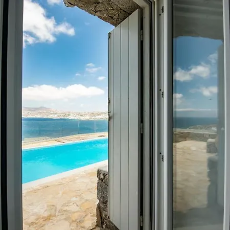 וילה Natural Stone אורנוס